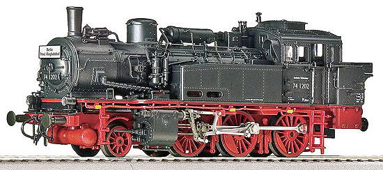 Steam locomotive BR 74 of Berliner S-Bahn<br /><a href='images/pictures/Roco/62293.jpg' target='_blank'>Full size image</a>